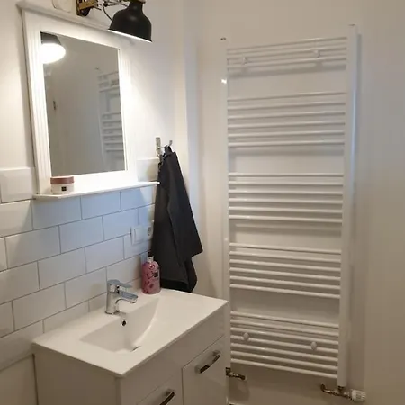 Duex-hof Fachwerkhaus Apartmán *