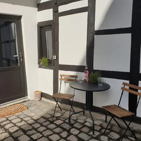 Duex-hof Fachwerkhaus Apartment *