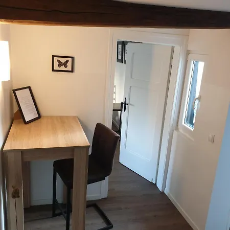 Duex-hof Fachwerkhaus Apartment