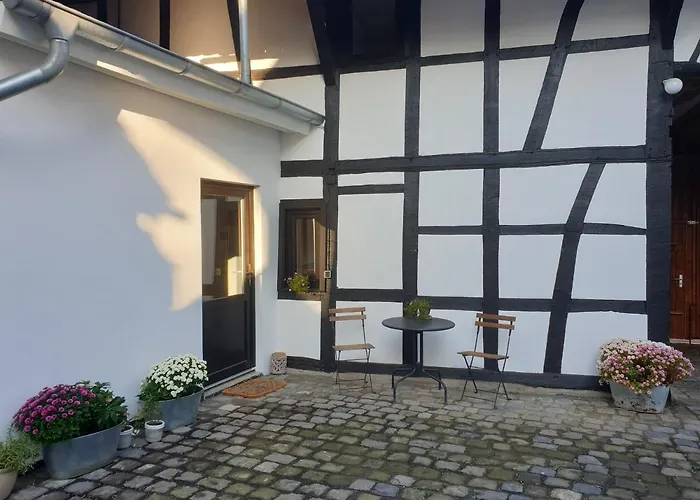 Duex-hof Fachwerkhaus * Bornheim (Rheinland)